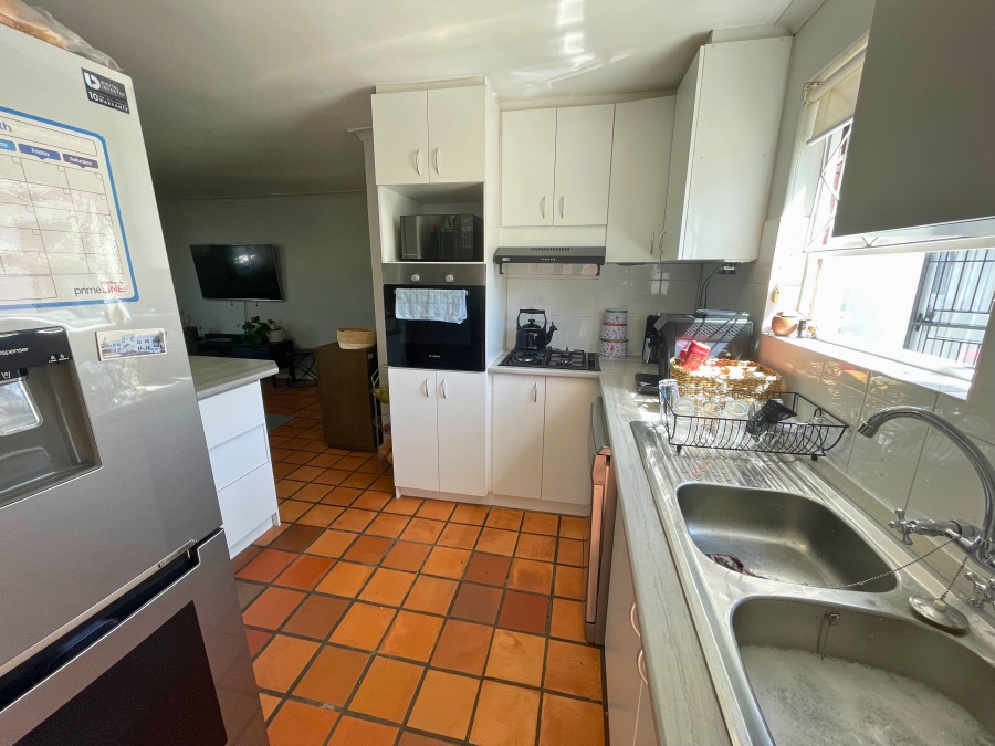 To Let 4 Bedroom Property for Rent in Langeberg Village Western Cape